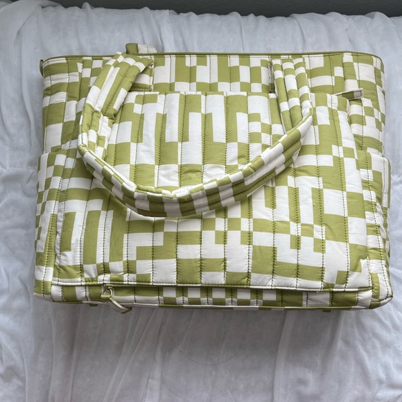 Beis Play Date Tote (Large/Spacious) - Picture 8 of 12